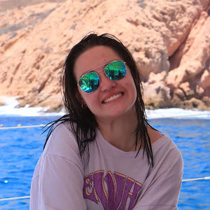 Meet your Posher, Anna blaise